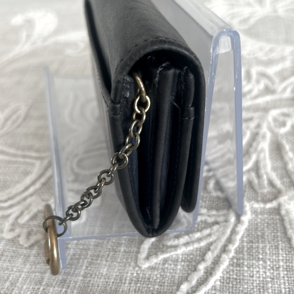 Coach Rare Vintage Tribeca Dark Blue Leather with Attached Carabiner Clip - Picture 4 of 14